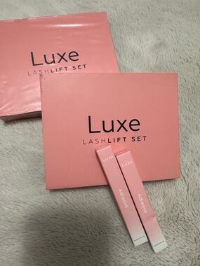 Luxe | Lashlift Kit with Upgraded Adhesive | NIB | 2 Kits
